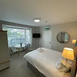 Belvedere House Pensión 3*
