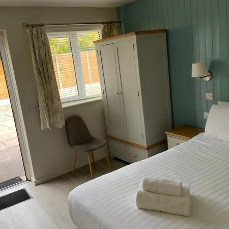 בית הארחה Belvedere House 3*